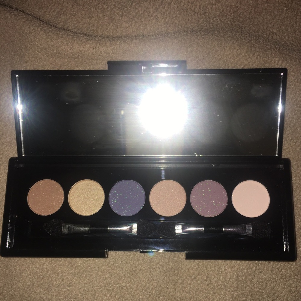 Okalan Eye Shadow Palette